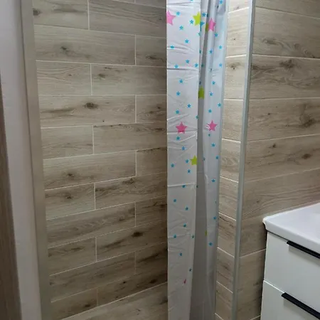 M3 - Mieszkanie 6 Osobowe 2 Kuchnia Lazienka Grodzisk Mazowiecki