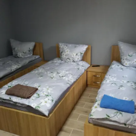 Lejlighed M3 - Mieszkanie 6 Osobowe 2 Kuchnia Lazienka Grodzisk Mazowiecki