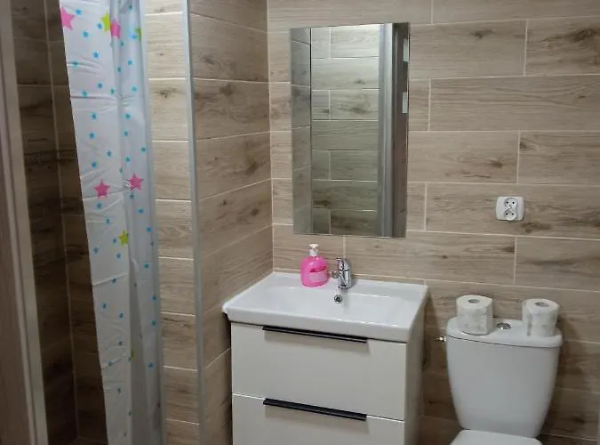 Διαμέρισμα M3 - Mieszkanie 6 Osobowe 2 Kuchnia Lazienka *